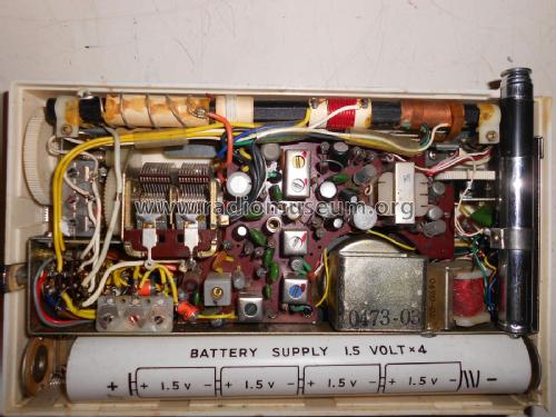 8 Transistor Deluxe ; Belair Enterprises; (ID = 2325739) Radio