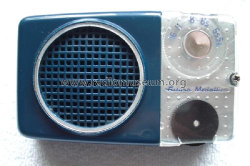 Futura Medallion Model 888; Bell Products Corp.; (ID = 793439) Radio