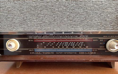 General Marlborough Dual Wave Deluxe 5MA209; Bell Radio- (ID = 3109318) Radio