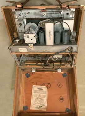 687A ; Bendix Radio (ID = 3142815) Radio