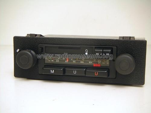 Sebring Stereo 90 104 692 ; Blaupunkt Ideal, (ID = 2384100) Car Radio