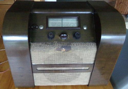 37K; Braun; Frankfurt (ID = 2386805) Radio