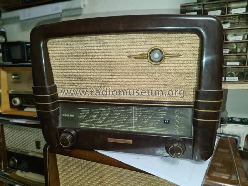 560W; Braun; Frankfurt (ID = 3092500) Radio