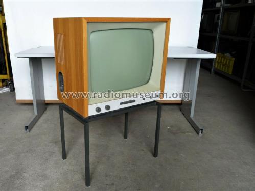 FS51; Braun; Frankfurt (ID = 2690406) Television