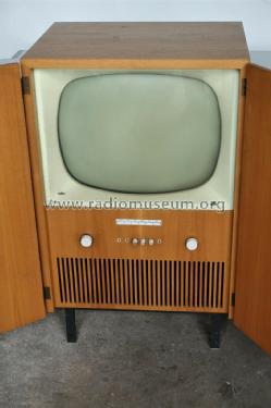 HFS-1; Braun; Frankfurt (ID = 2690446) TV Radio