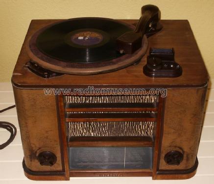 Phono-Super 4W; Braun; Frankfurt (ID = 266975) Radio