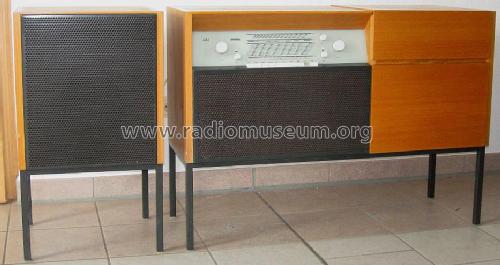 Stereo-Anbau-Musikschrank RS10W Stereo Ch= RC81C; Braun; Frankfurt (ID = 1793805) Radio