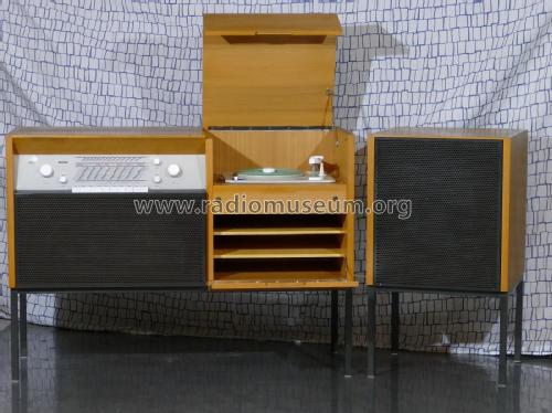 Stereo-Anbau-Musikschrank RS10W Stereo Ch= RC81C; Braun; Frankfurt (ID = 2761333) Radio