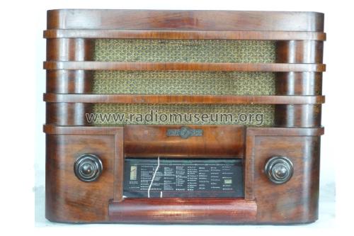 Super 737W; Braun; Frankfurt (ID = 2689226) Radio