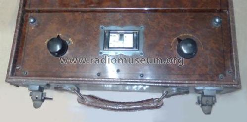 Super Screened Portable ; Burndept Ltd. London (ID = 680447) Radio