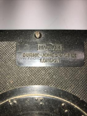 Magnum 1 V Braille; Magnum brand Burne- (ID = 2634367) Radio