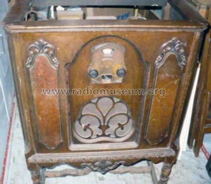 12C or 12.SG; Bush & Lane Piano Co (ID = 894007) Radio