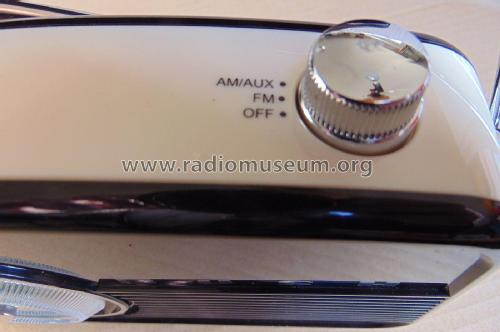 Bush Classic AM/FM Radio JN-7024; Bush Radio; London (ID = 2723915) Radio