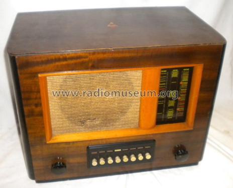 PB51; Bush Radio; London (ID = 1489576) Radio