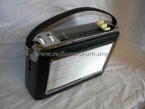 TR230; Bush Radio; London (ID = 214398) Radio