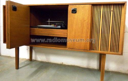 Transistorised Radiogram SRG141; Bush Radio; London (ID = 2676267) Radio