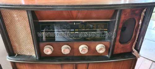 Unknown Console ; Bush Radio Ltd.; (ID = 2819178) Radio