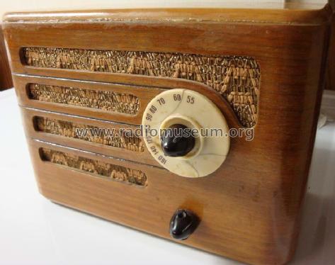 B470-A ; Canadian (ID = 1392497) Radio