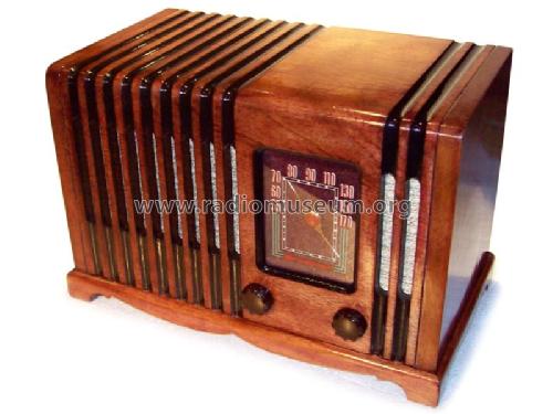 W-568-A ; Canadian (ID = 1145309) Radio