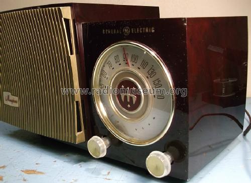 C421 ; Canadian General (ID = 1428647) Radio