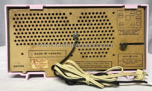 Clock Radio CC-411; Canadian General (ID = 2218514) Radio