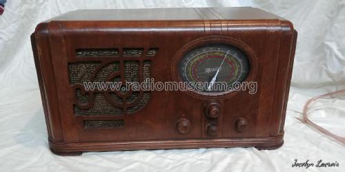 100 ; Canadian Marconi Co. (ID = 2359745) Radio