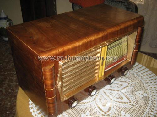 Inconnu - Unknown 1 ; Radio-Carillon, A. (ID = 2474758) Radio