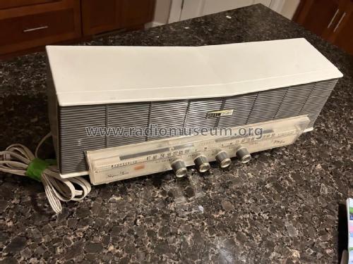 FM/AM Dual Speaker Super Twin 6537; Channel Master Corp. (ID = 3076675) Radio