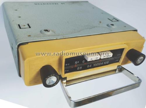 10 Transistor 88A; Clarion Co., Ltd.; (ID = 2802469) Car Radio