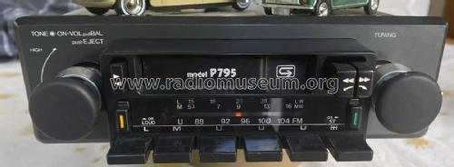 Car Radio Cassette P795; Clarion Co., Ltd.; (ID = 3044374) Car Radio