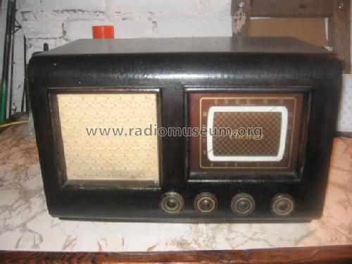 unknown, square dial; Clarion Radio; (ID = 1244138) Radio