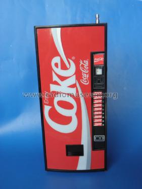 Coca-Cola Coke Vending Machine VC 020; Coca-Cola (ID = 2131145) Radio
