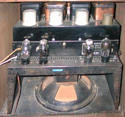 Cavalier 32 AC; Colonial Radio Co.; (ID = 828924) Radio