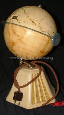 New World Globe 700 ; Colonial Radio Co.; (ID = 221978) Radio