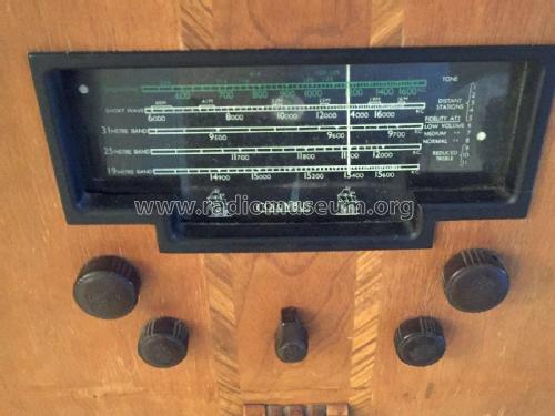 Columbus Convoy 90; Columbus Brand; (ID = 2002650) Radio