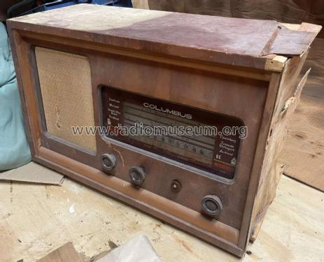 Plymouth 810; Columbus Brand; (ID = 3076097) Radio