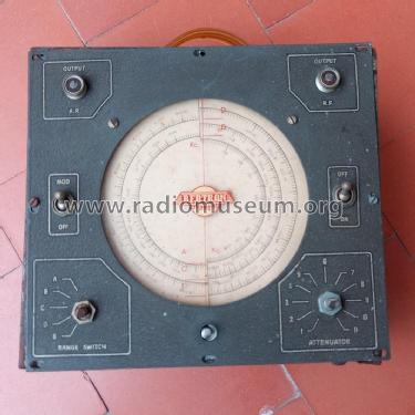 Generador RF AP-40; Comercial Radio (ID = 2974395) Equipment