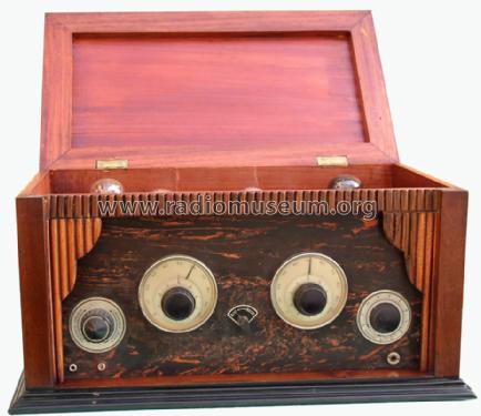 Superheterodyne before 1930; CONSTRUCTION AMATEUR (ID = 1003225) Radio