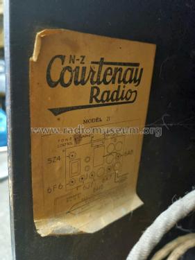 Rhapsody 21; Courtenay Brand; (ID = 2974198) Radio