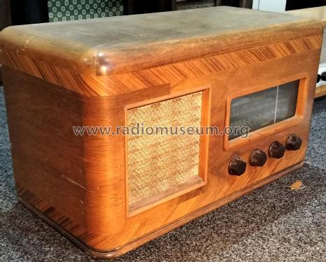 Cromwell 521; Cromwell, Gulbransen (ID = 2904121) Radio