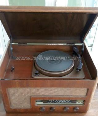 Cromwell 6 Valve Dual-Wave Radiogram 6251E; Cromwell, Gulbransen (ID = 2996540) Radio