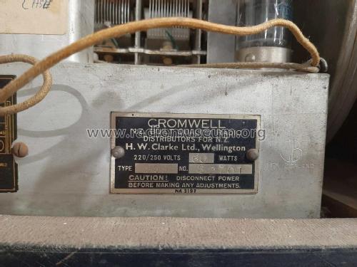 Cromwell 839; Cromwell, Gulbransen (ID = 3064549) Radio