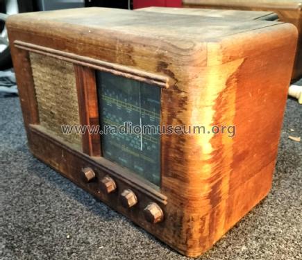 Gulbransen 722; Cromwell, Gulbransen (ID = 2904989) Radio