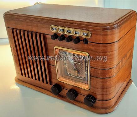 12 AD ; Crosley Radio Corp.; (ID = 2885150) Radio