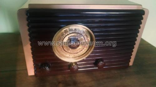 Fiver Compact Louver Front ; Crosley Radio Corp.; (ID = 1888828) Radio