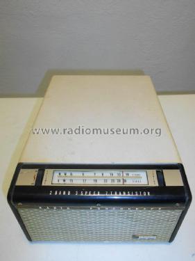 Radio Phonograph TRP-20; Crown Radio Corp.; (ID = 2172840) Radio