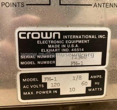 Crown Stereo FM Tuner FM1; International Radio (ID = 2721236) Radio