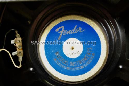 Sidekick Tube 30R Ampl/Mixer Fender Electric Instrument Co.;  |Radiomuseum.org