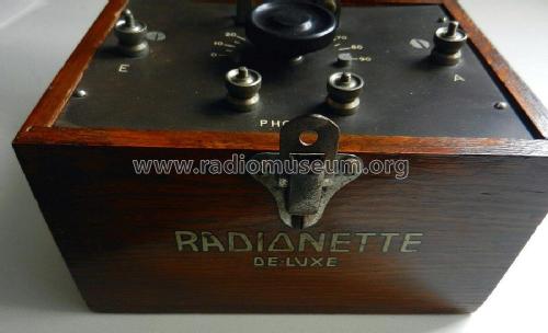 Radionette Deluxe ; Radionette brand, (ID = 2504088) Cristallo