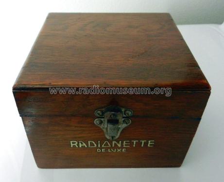 Radionette Deluxe ; Radionette brand, (ID = 2504089) Galena